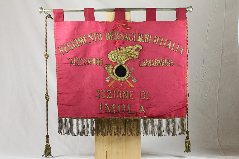 stendardo associazione bersaglieri battaglione la marmora